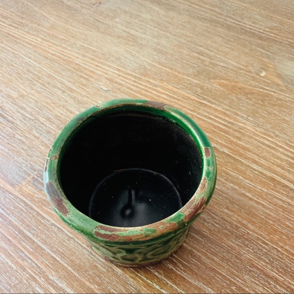 Napa Home | Green Churchill Mini Pots - Picture 3 of 4